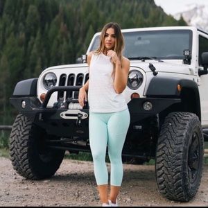 ZYIA Turquoise Zipper Pocket Light N Tights Size 8-10